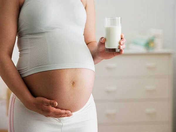 Bà bầu nên uống sữa gì? Những loại sữa nào tốt cho bà bầu?